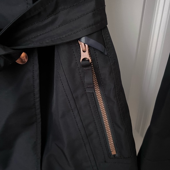 Helly Hansen Welsey 2 trench coat - Picture 7 of 11